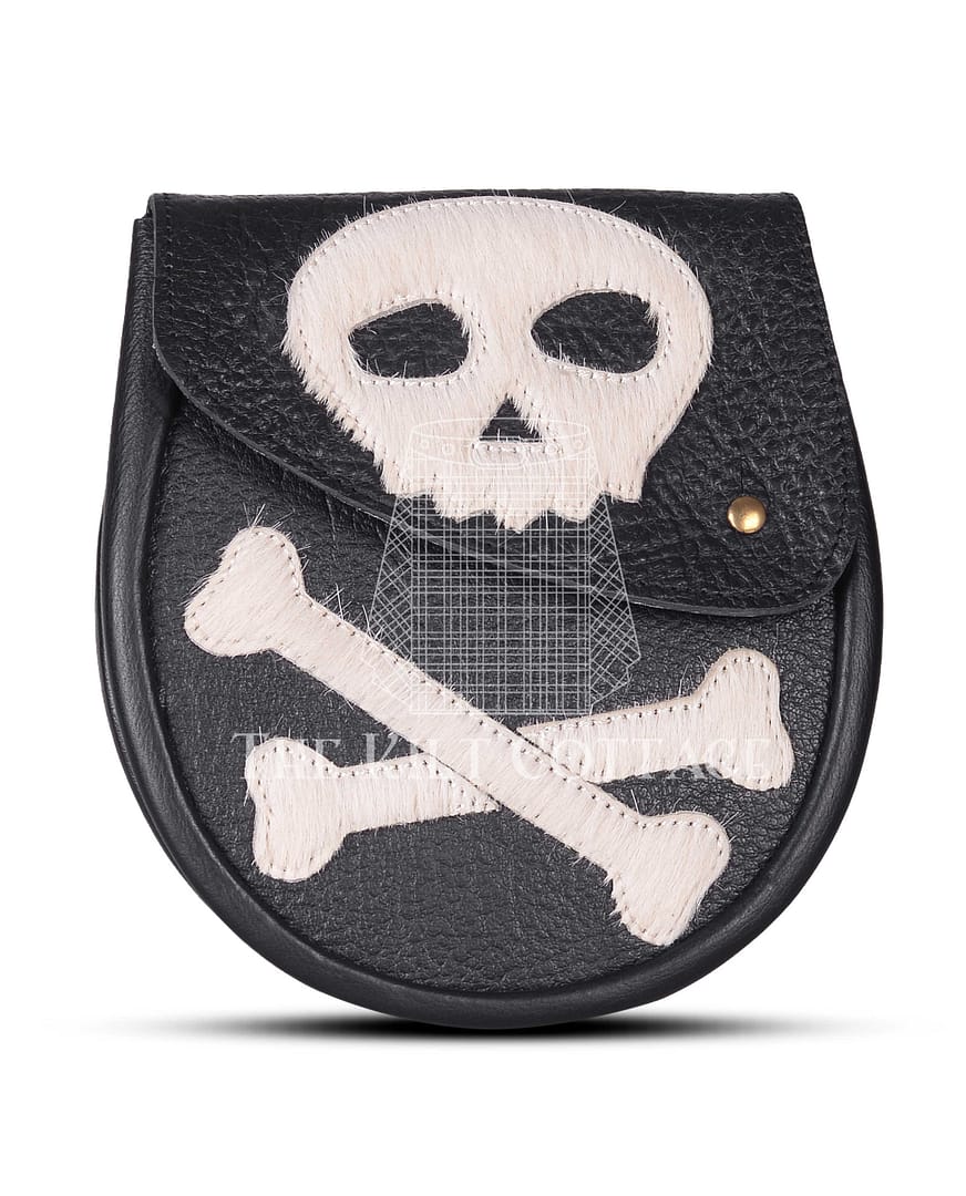 Skull and Bones Hunting Sporran