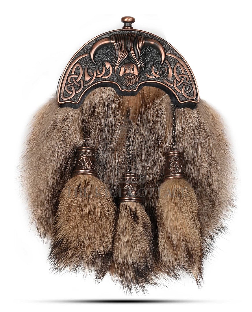 Bronze Highland Cow Coyote Fur Full Dress Sporran